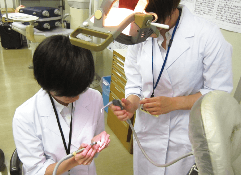 口腔インプラント治療学