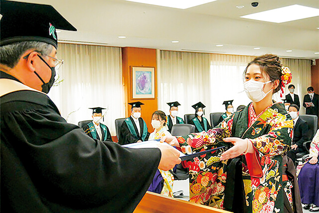 令和3年度卒業式・修了式を挙行