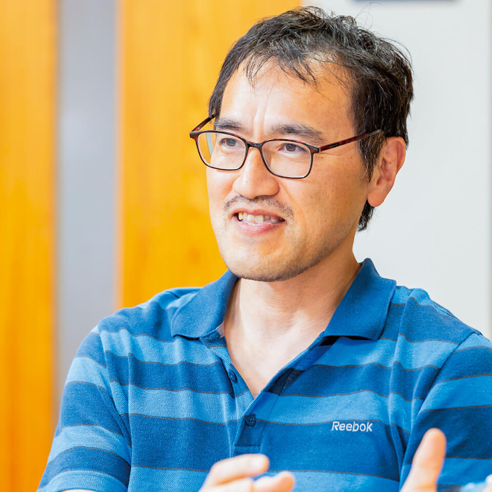 農学部附属演習林・技術総括 芦原 誠一 技術専門職員