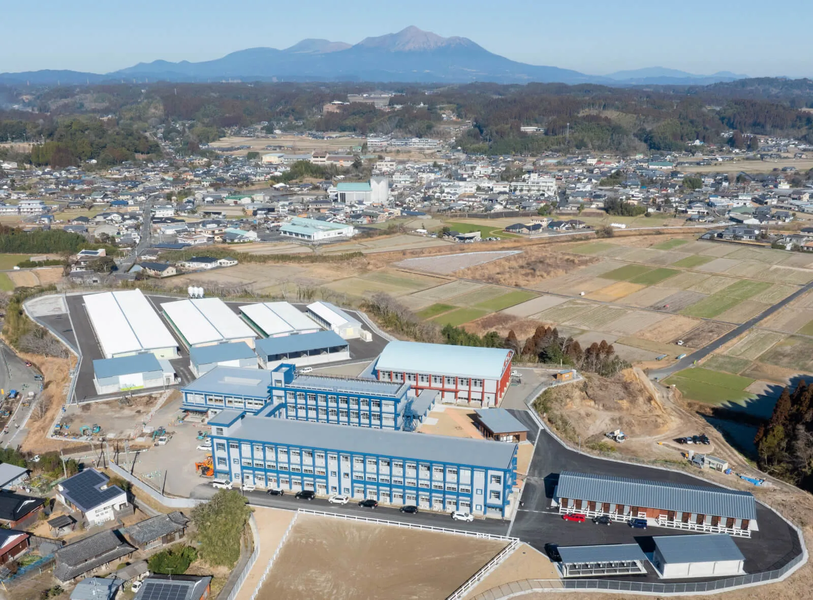 SKLV上空より霧島連山を望む