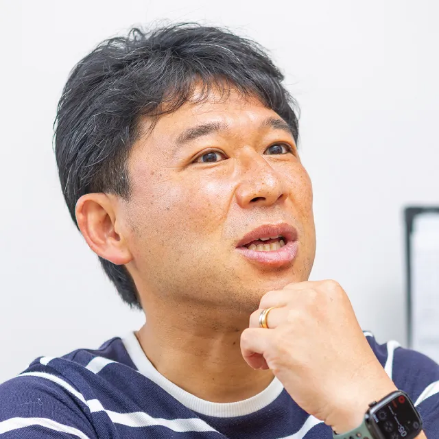 塩﨑一弘(しおざき・かずひろ) 教授