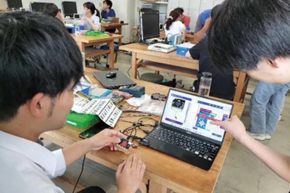 DX教育推進グループ