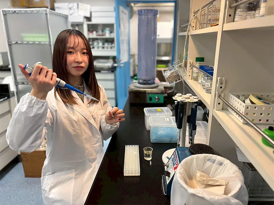 農林水産学研究科の青木さん