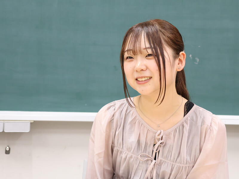 見た人が物語を広げられる作品を――油彩画で描く温かな世界